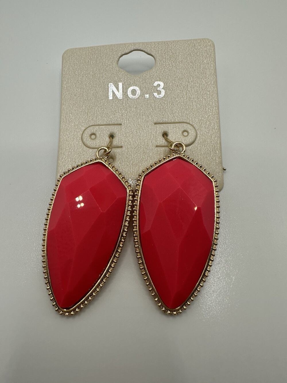 NWT No. 3 Hot Pink Acrylic Jewel Dangle Drop Gold Tone Hook Earrings 2”L
